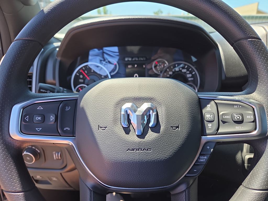 Thumbnail: 2026 RAM 1500 - 27