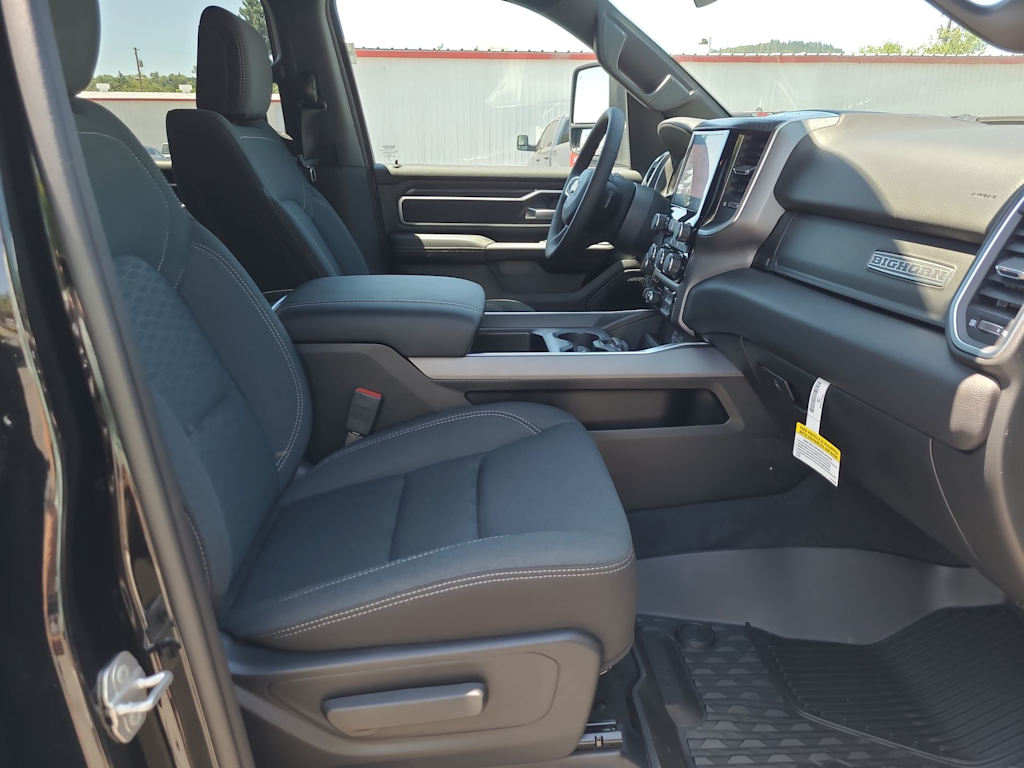 Thumbnail: 2025 RAM 1500 - 11