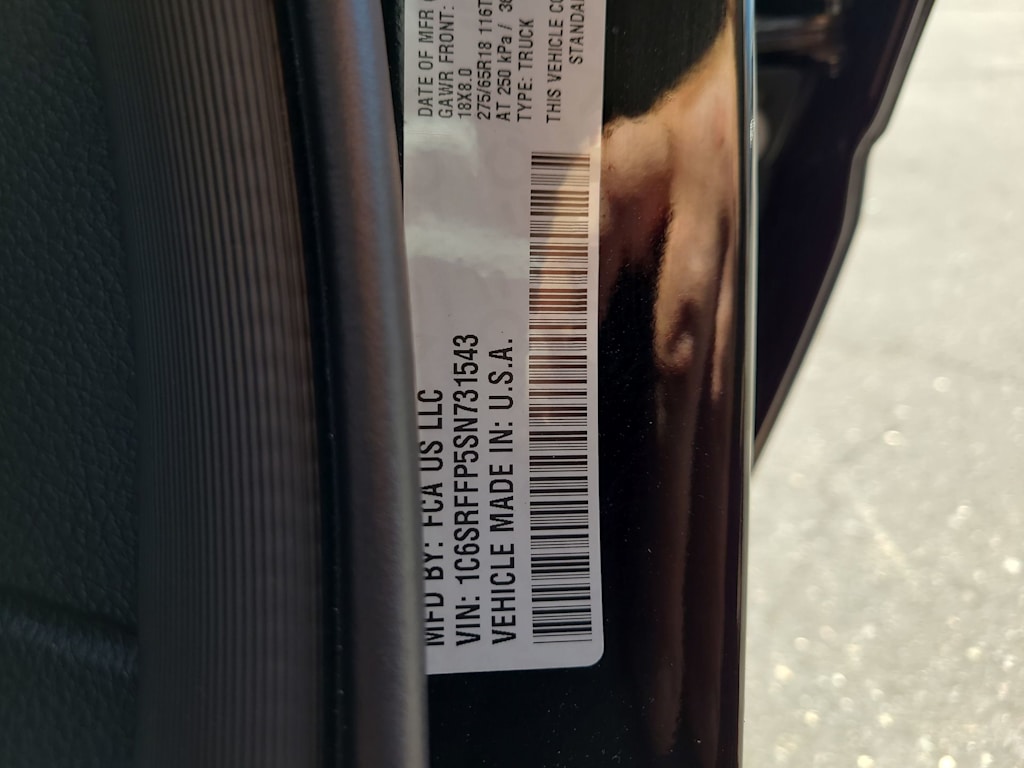 Thumbnail: 2025 RAM 1500 - 17