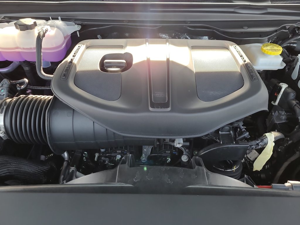 Thumbnail: 2026 RAM 1500 - 9