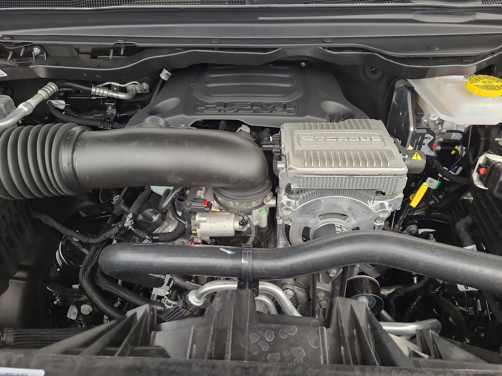 Thumbnail: 2026 RAM 1500 - 9