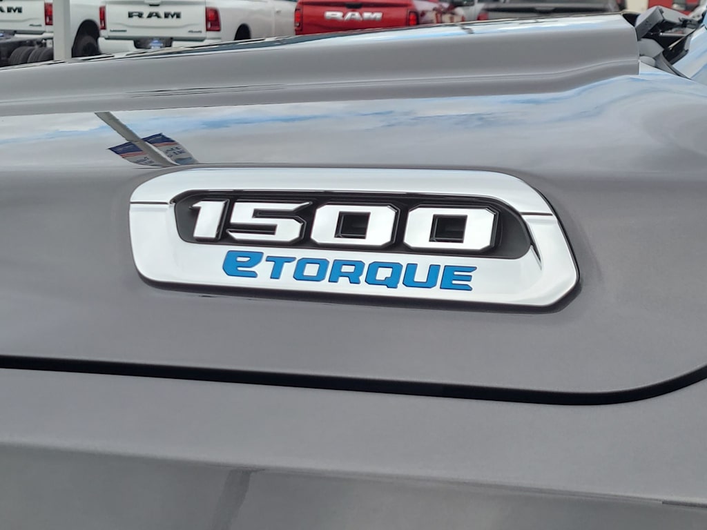 Thumbnail: 2026 RAM 1500 - 7