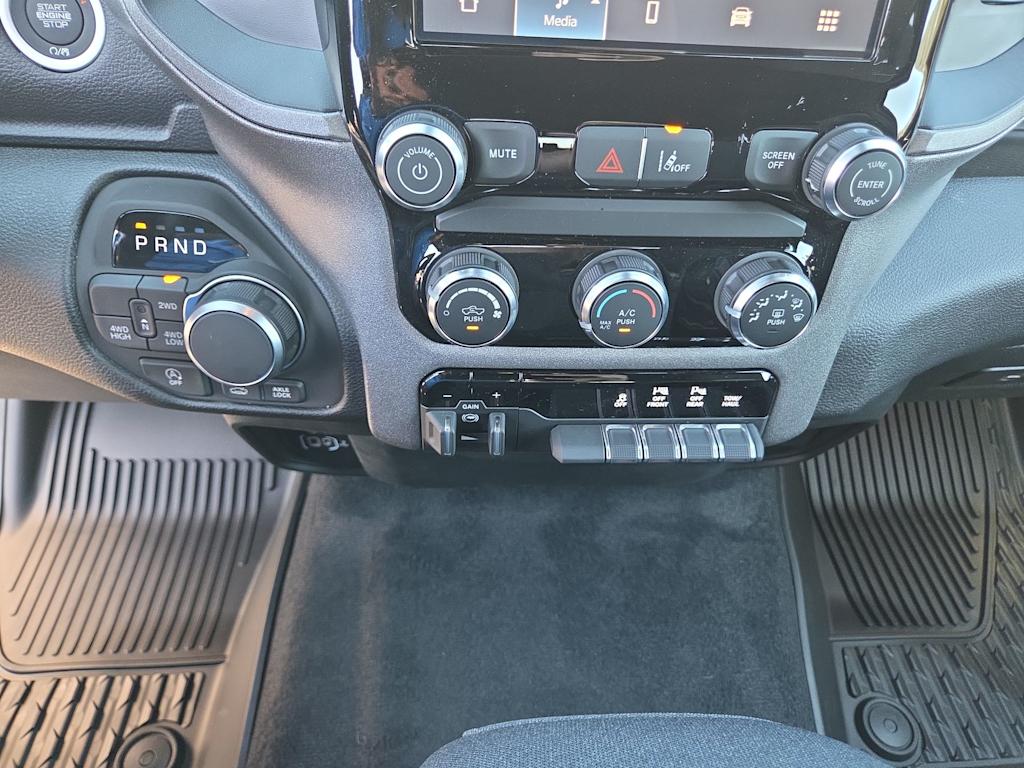 Thumbnail: 2026 RAM 1500 - 29