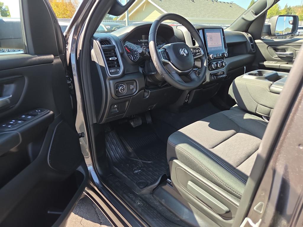 Thumbnail: 2026 RAM 1500 - 2