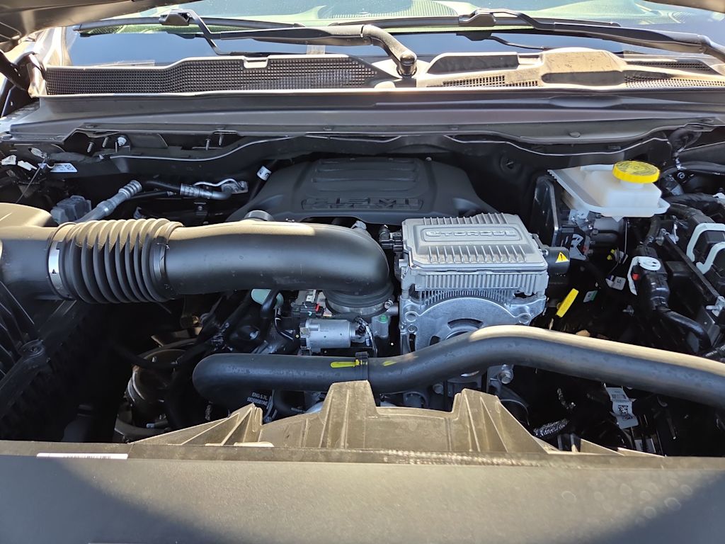 Thumbnail: 2026 RAM 1500 - 9