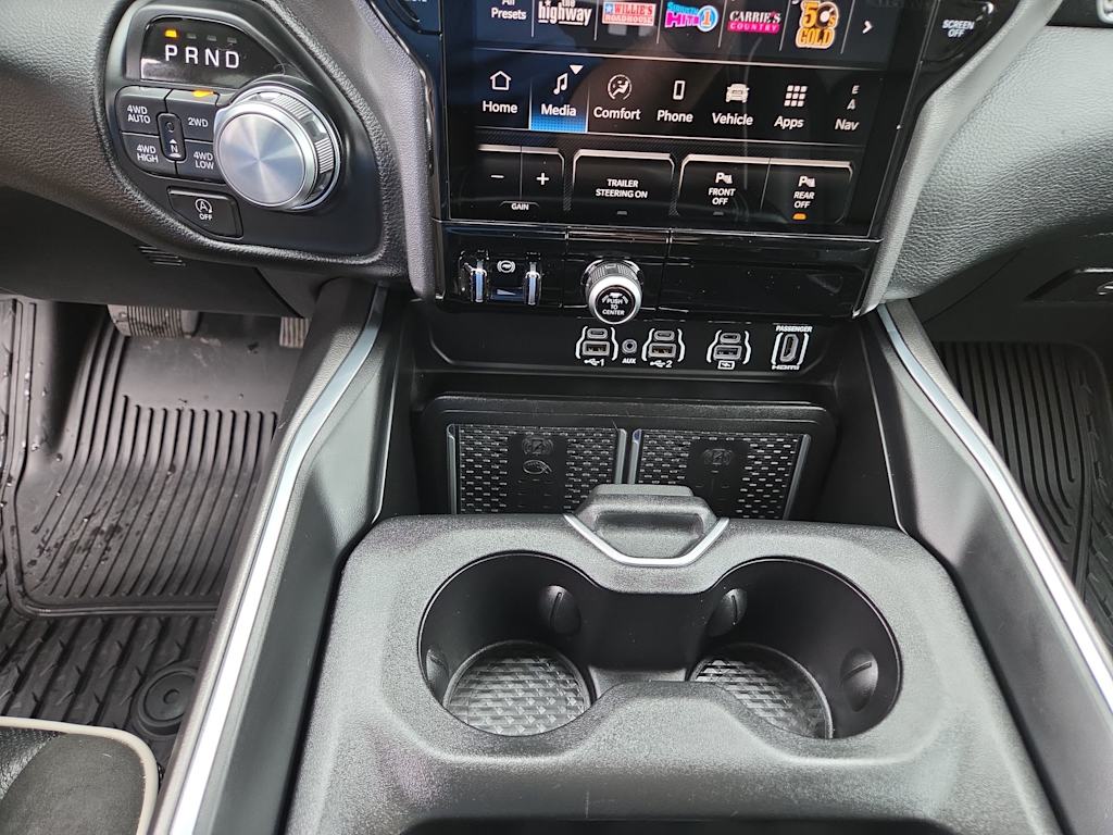 Thumbnail: 2025 RAM 1500 - 29