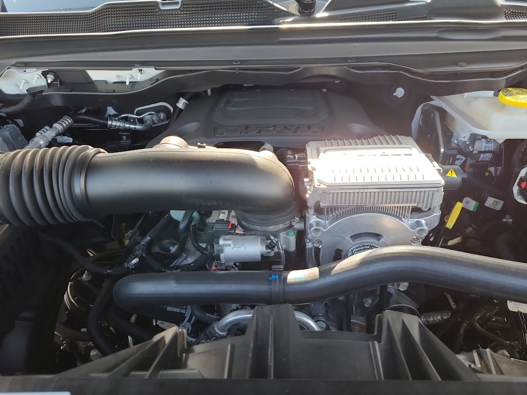Thumbnail: 2026 RAM 1500 - 9