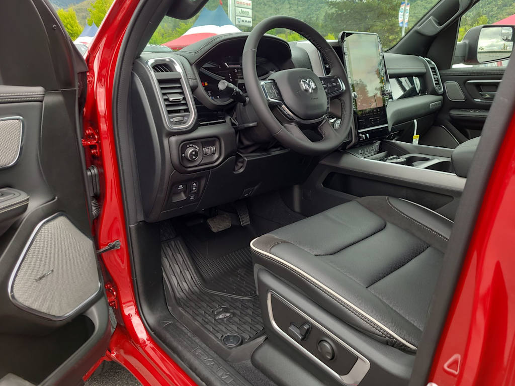 Thumbnail: 2026 RAM 1500 - 2