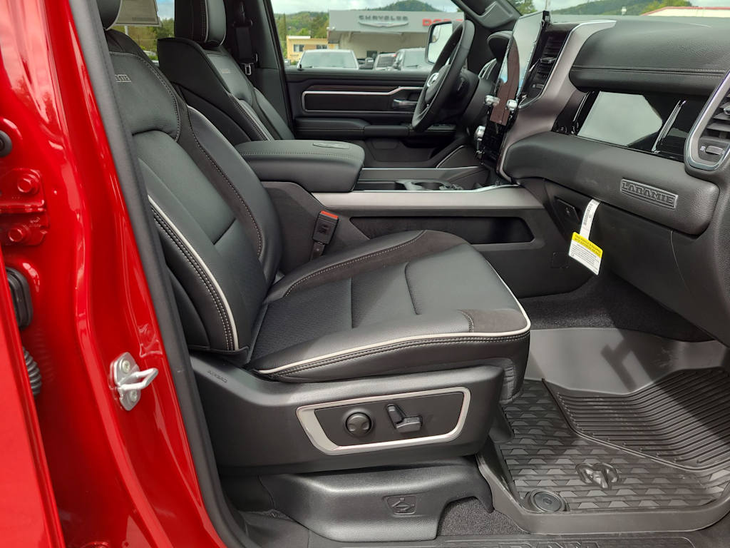 Thumbnail: 2026 RAM 1500 - 11
