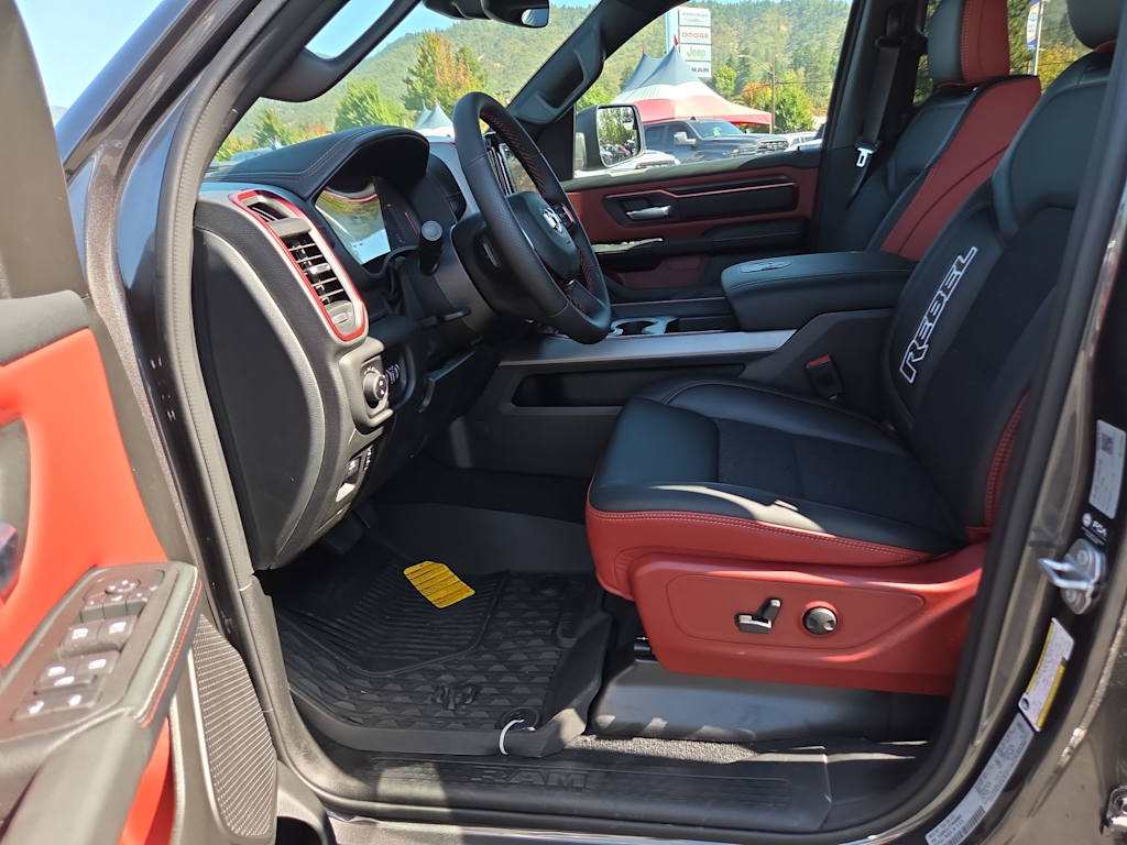 Thumbnail: 2026 RAM 1500 - 11