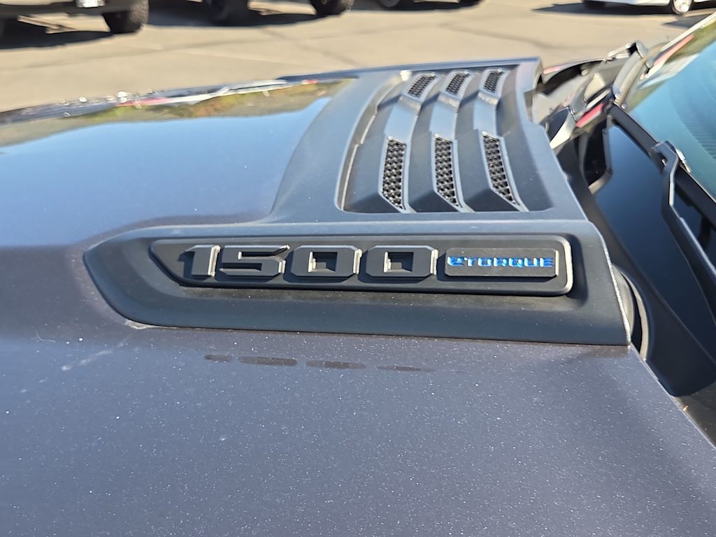 Thumbnail: 2026 RAM 1500 - 7