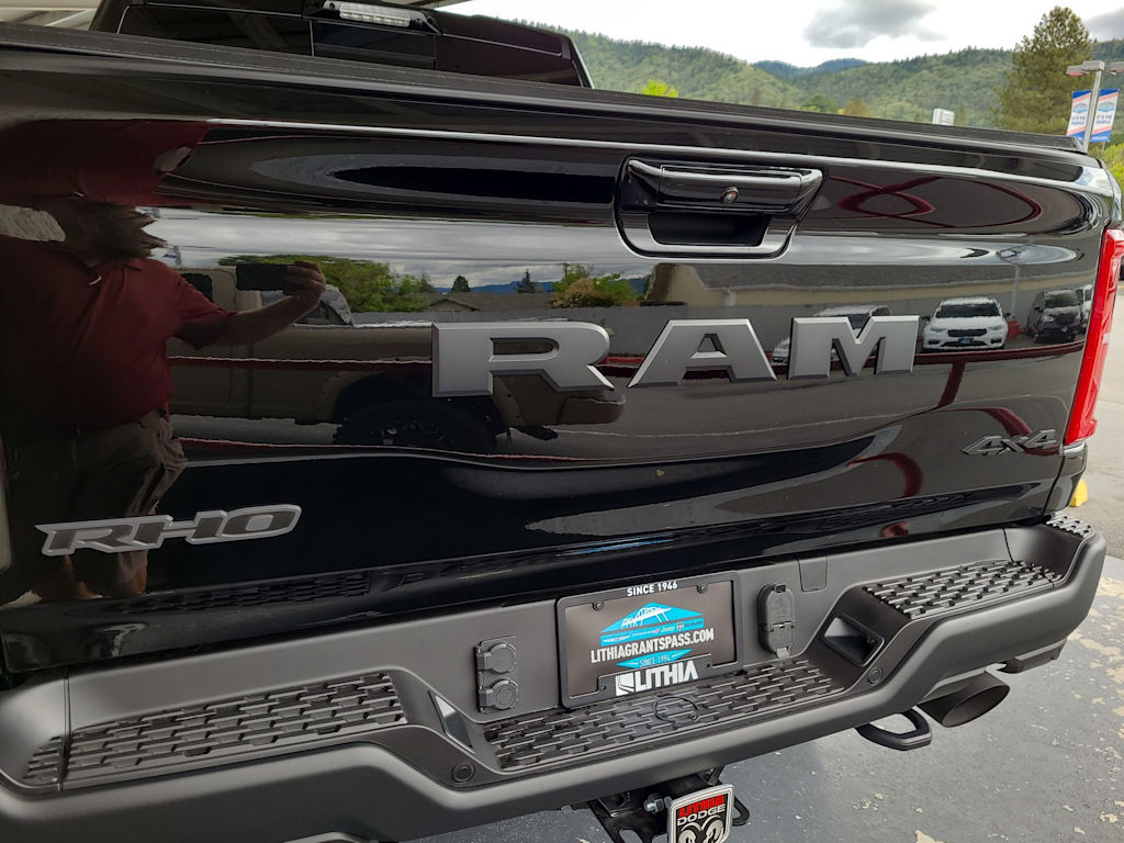Thumbnail: 2026 RAM 1500 - 6