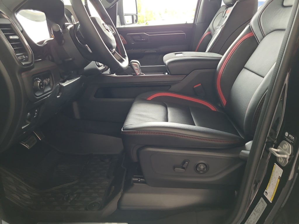 Thumbnail: 2026 RAM 1500 - 10