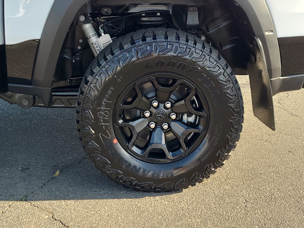 Thumbnail: 2026 RAM 1500 - 8