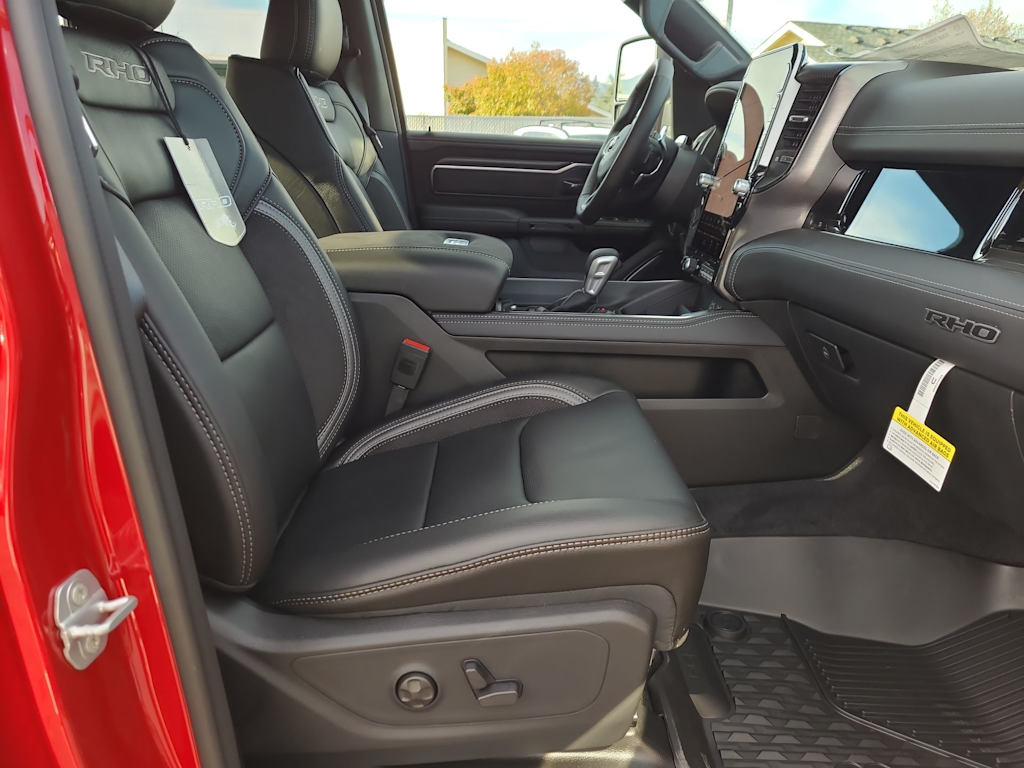 Thumbnail: 2026 RAM 1500 - 28