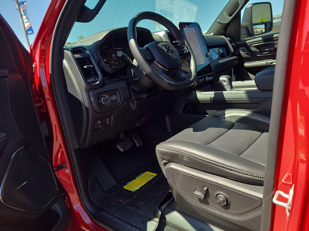 Thumbnail: 2026 RAM 1500 - 9