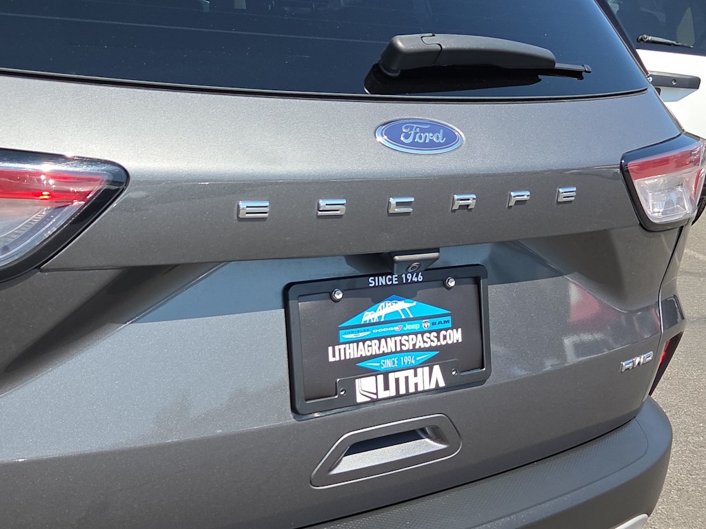 Thumbnail: 2022 Ford Escape - 13