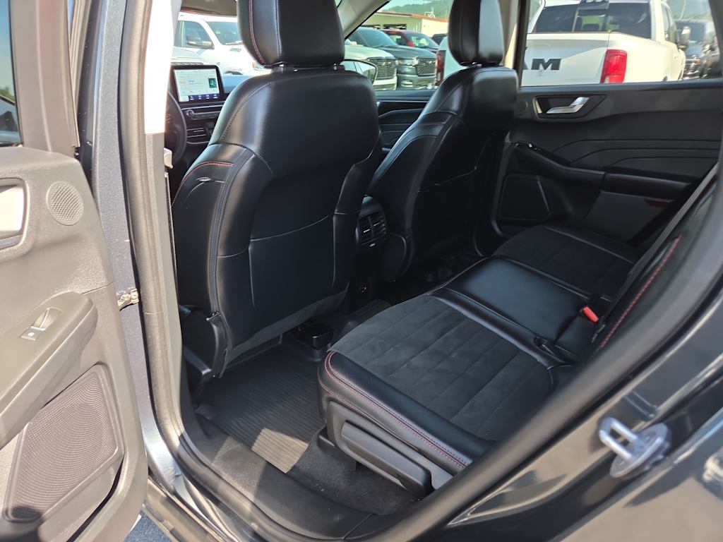 Thumbnail: 2022 Ford Escape - 13