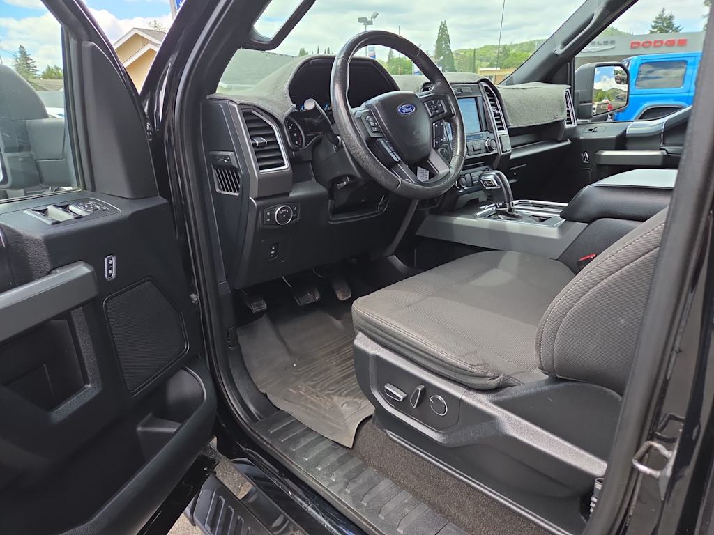 Thumbnail: 2016 Ford F-150 - 10