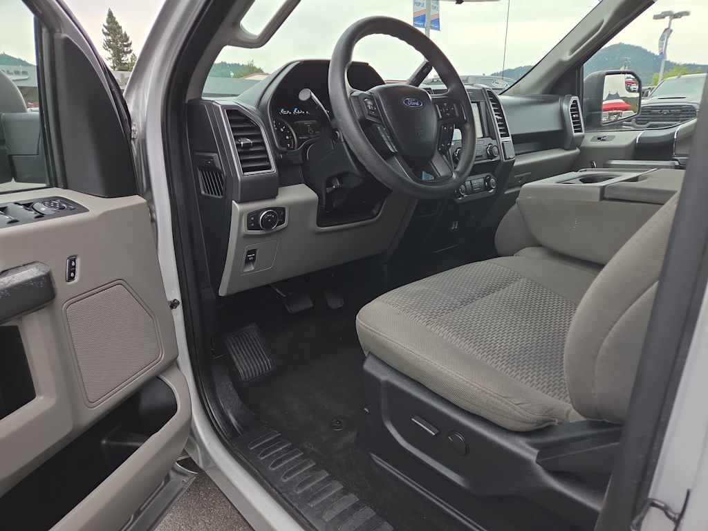 Thumbnail: 2019 Ford F-150 - 10