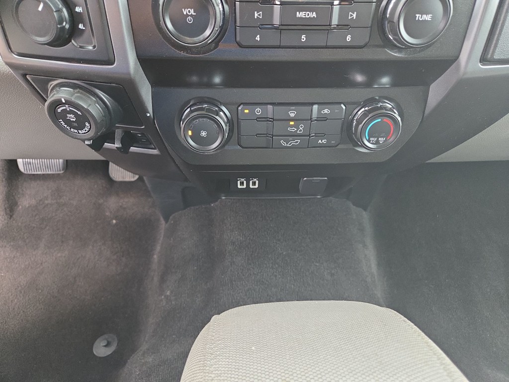 Thumbnail: 2019 Ford F-150 - 29
