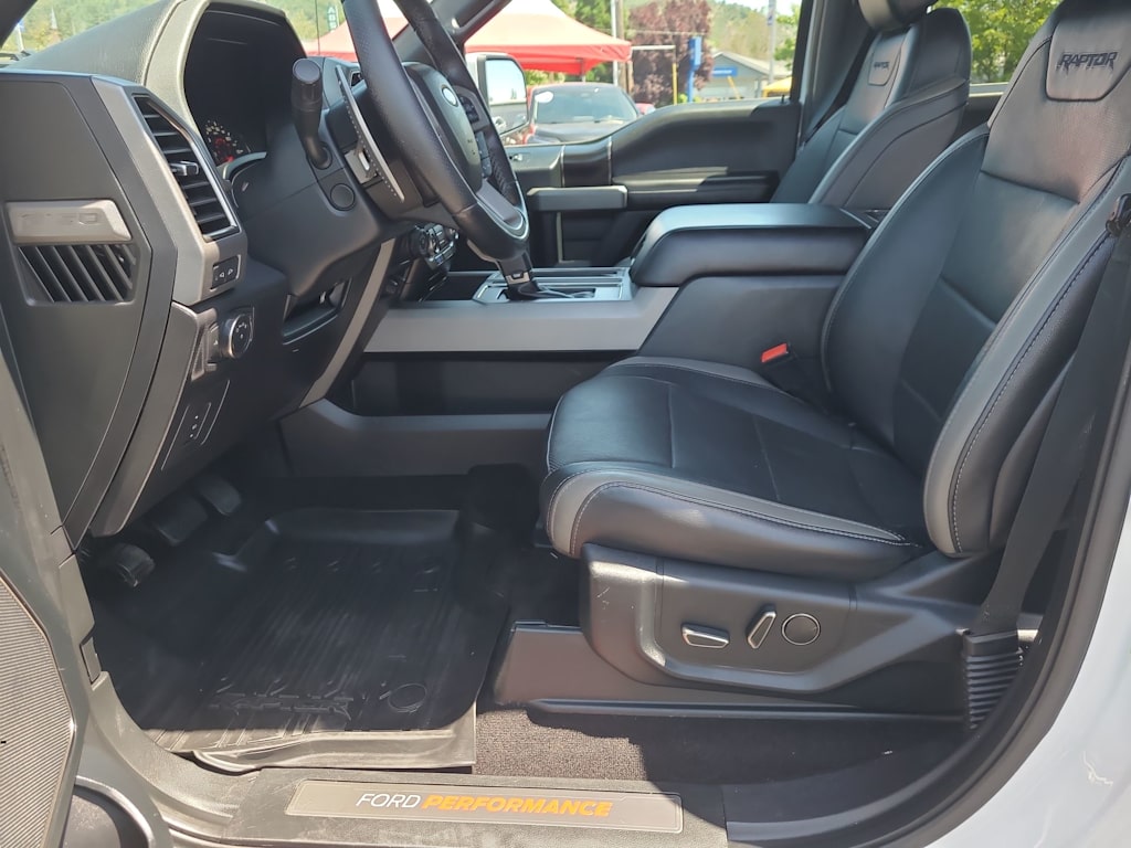 2018 Ford F-150 Raptor 11