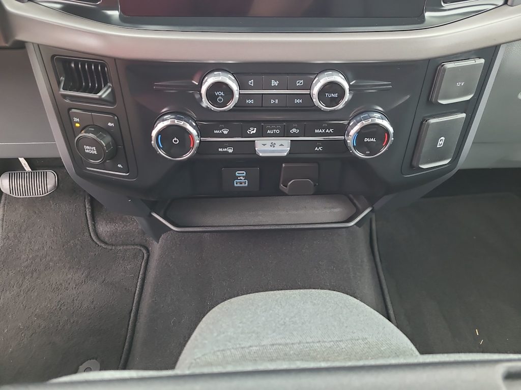 Thumbnail: 2024 Ford F-150 - 29