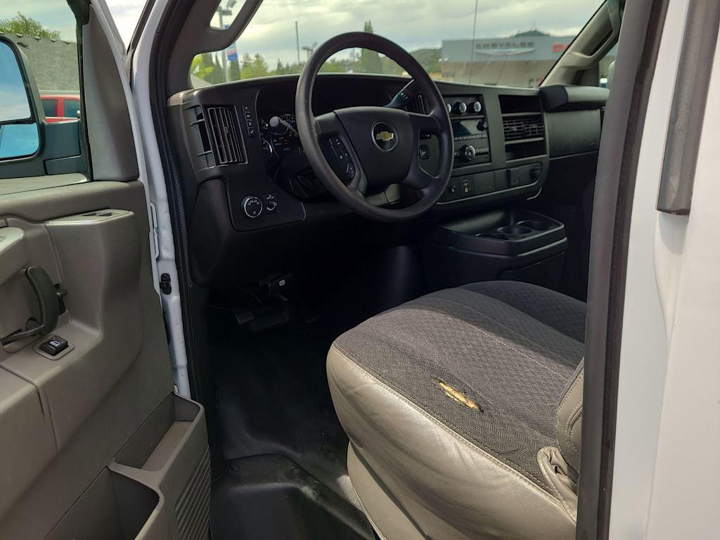 Thumbnail: 2018 Chevrolet Express - 11