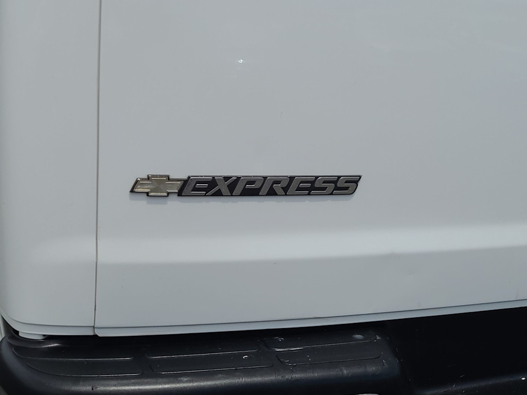 Thumbnail: 2018 Chevrolet Express - 6