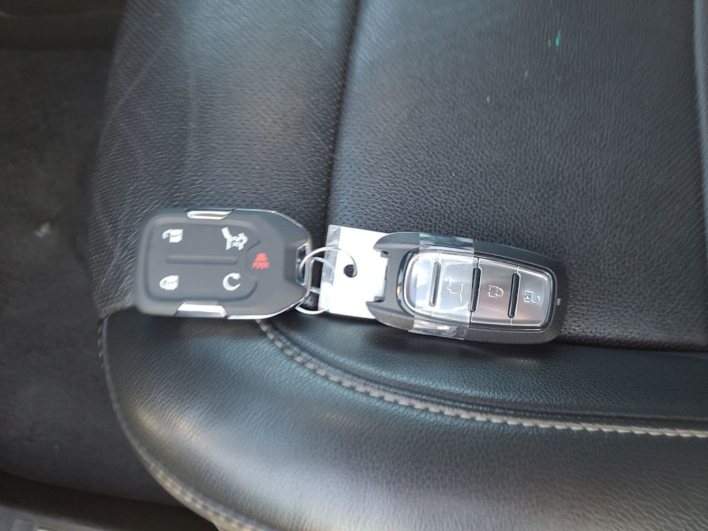 Thumbnail: 2021 GMC Acadia - 18