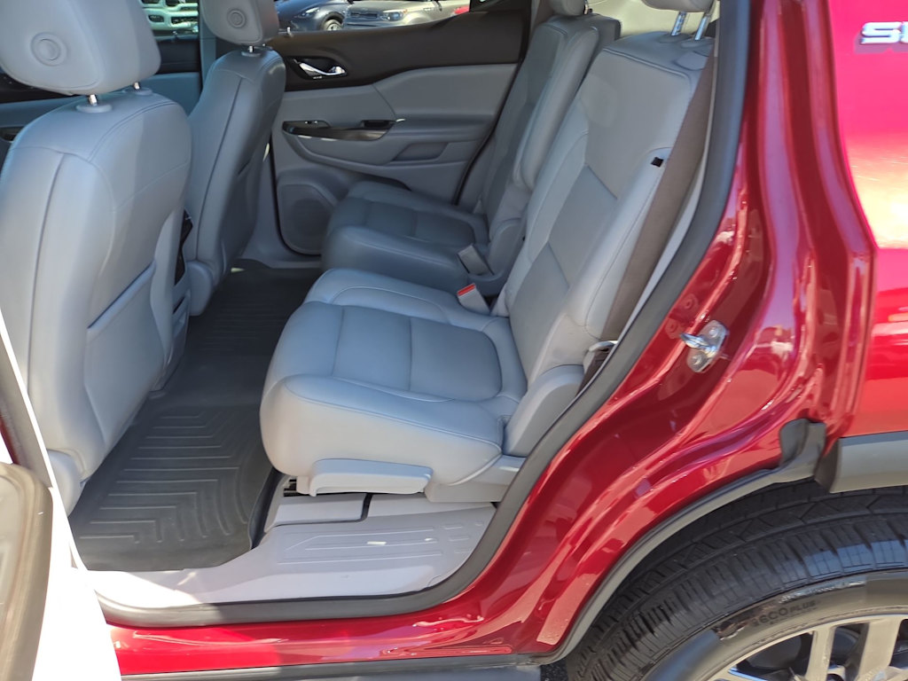 Thumbnail: 2019 GMC Acadia - 27