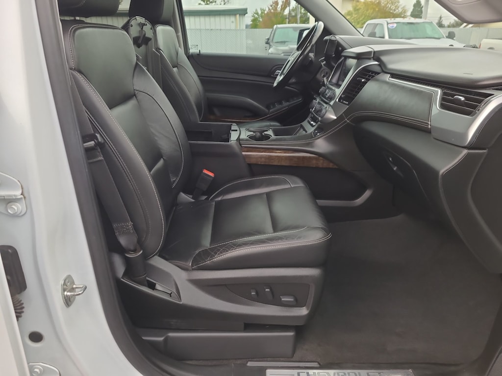 Thumbnail: 2020 Chevrolet Tahoe - 12