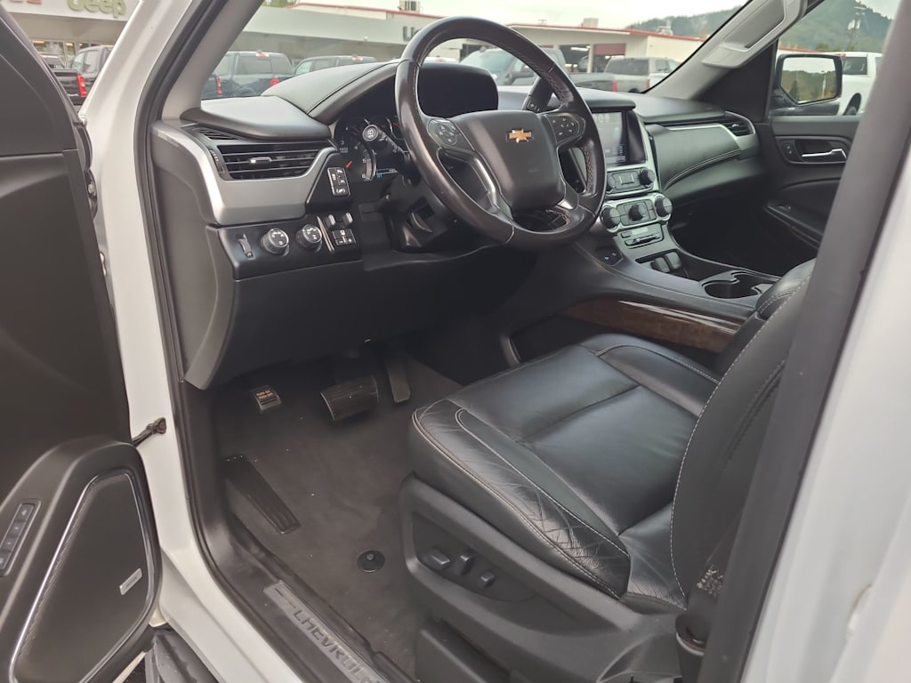 Thumbnail: 2020 Chevrolet Tahoe - 2