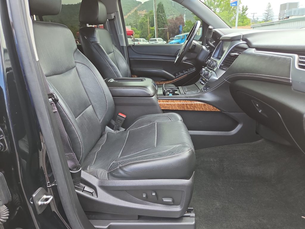 Thumbnail: 2016 Chevrolet Tahoe - 27
