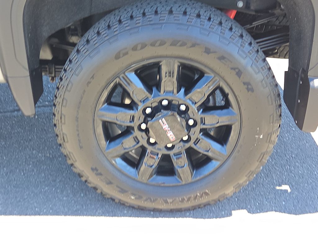 Thumbnail: 2024 GMC Sierra 3500 - 7