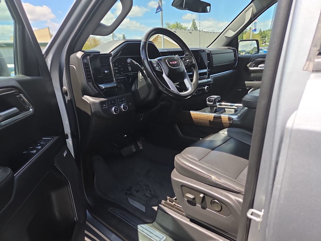 Thumbnail: 2023 GMC Sierra 1500 - 2