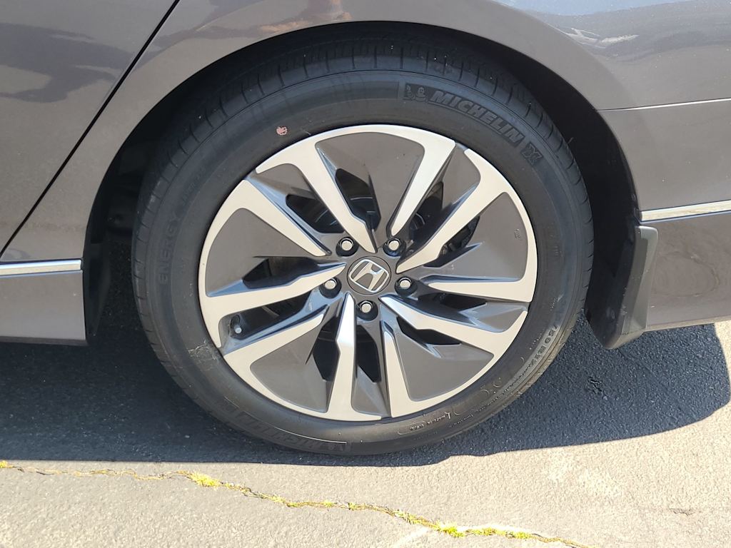 2019 Honda Accord Touring 8