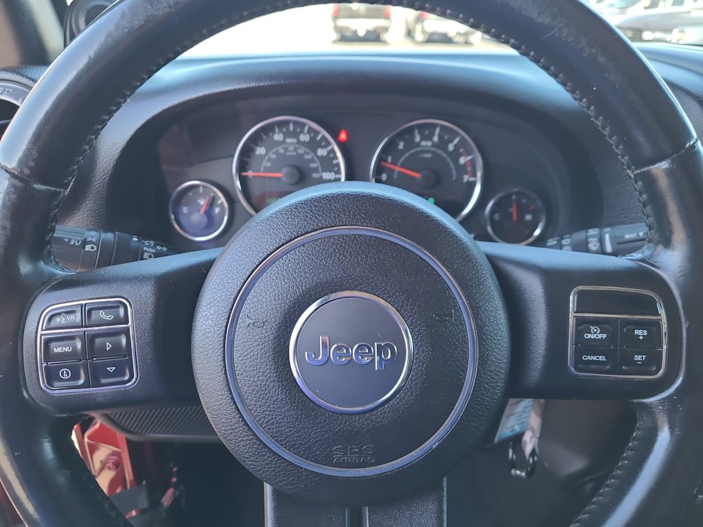 Thumbnail: 2011 Jeep Wrangler - 28