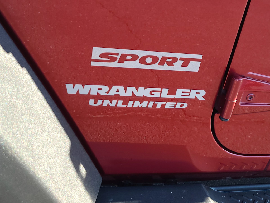 Thumbnail: 2011 Jeep Wrangler - 7