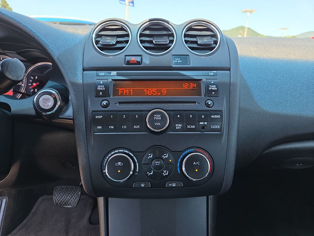 Thumbnail: 2011 Nissan Altima - 13