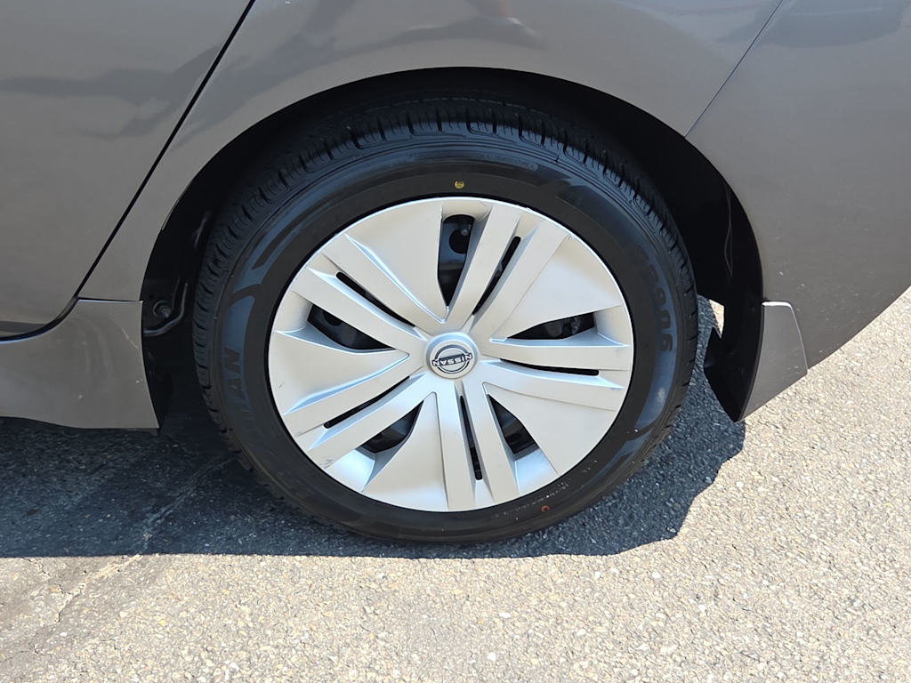 Thumbnail: 2024 Nissan Leaf - 8