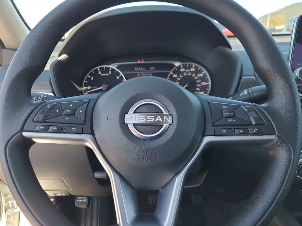Thumbnail: 2025 Nissan Altima - 29