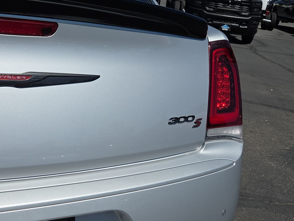 Thumbnail: 2021 Chrysler 300 - 26