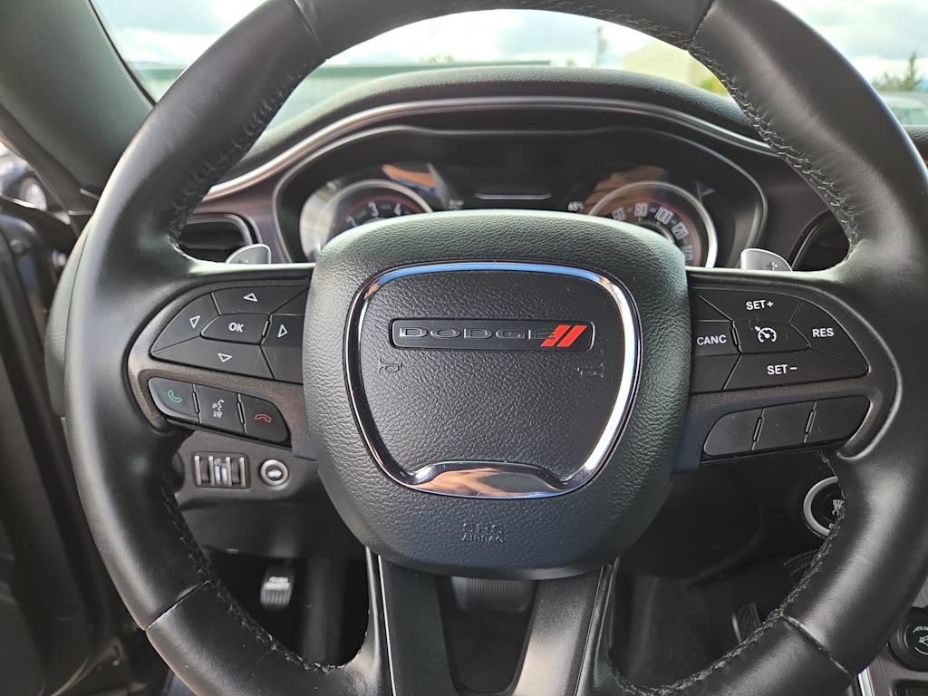 Thumbnail: 2015 Dodge Challenger - 14