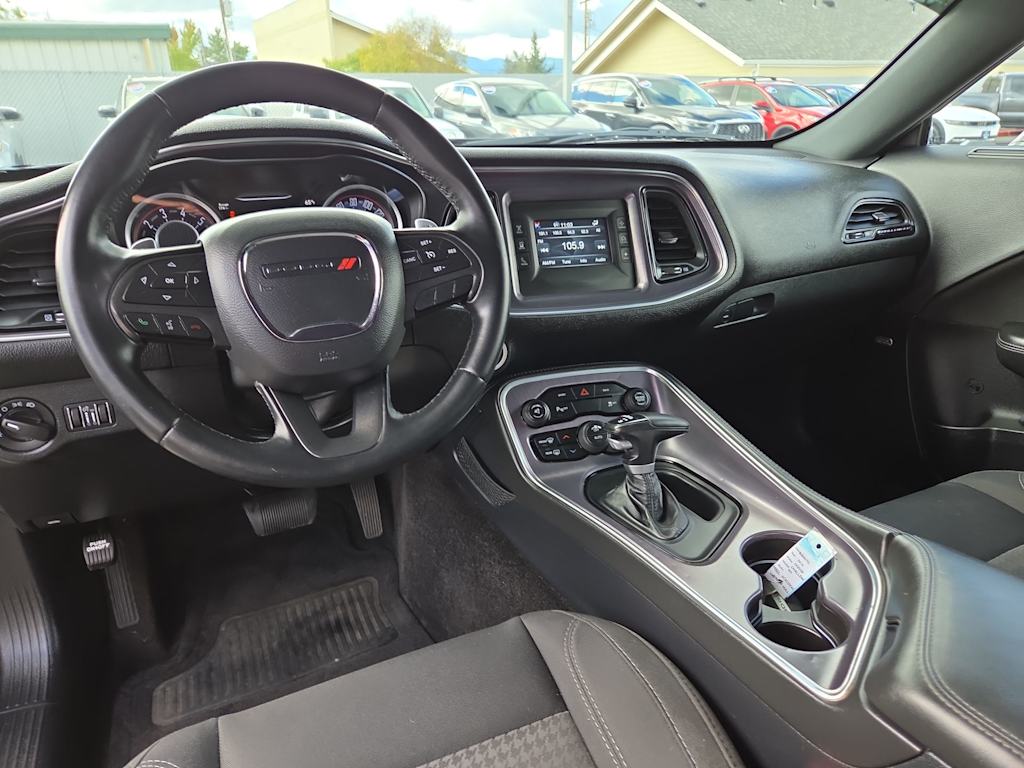 Thumbnail: 2015 Dodge Challenger - 10