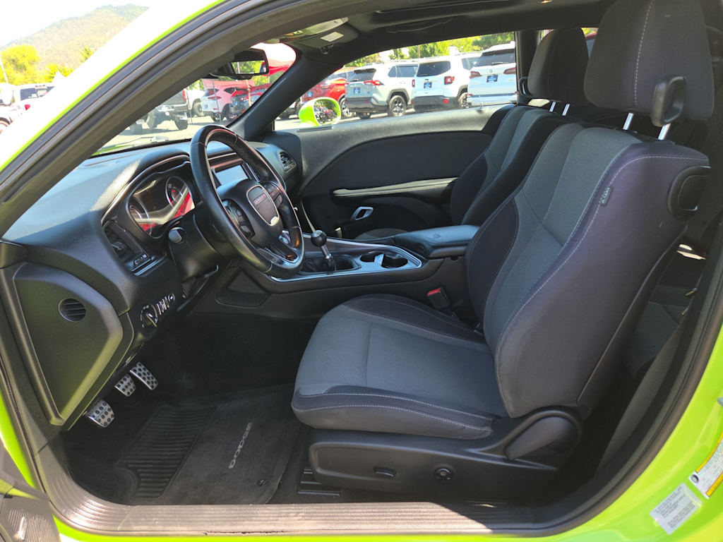 Thumbnail: 2015 Dodge Challenger - 10