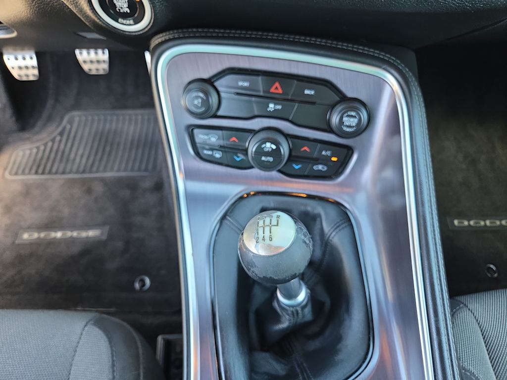 Thumbnail: 2015 Dodge Challenger - 15