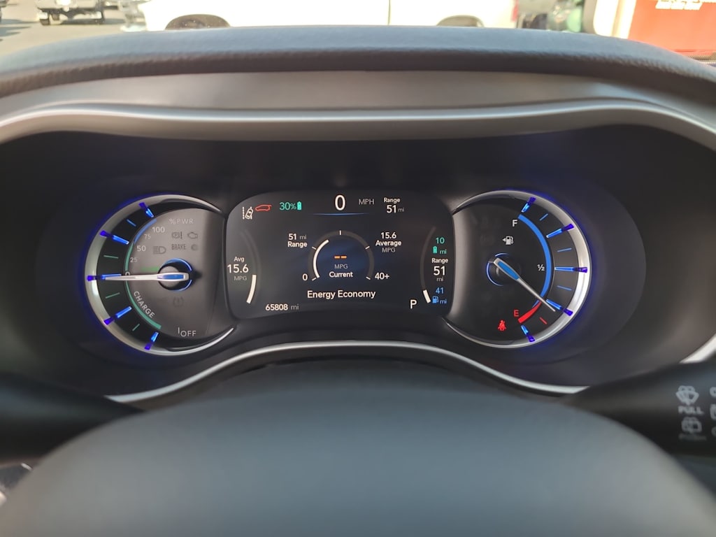 Thumbnail: 2023 Chrysler Pacifica - 13