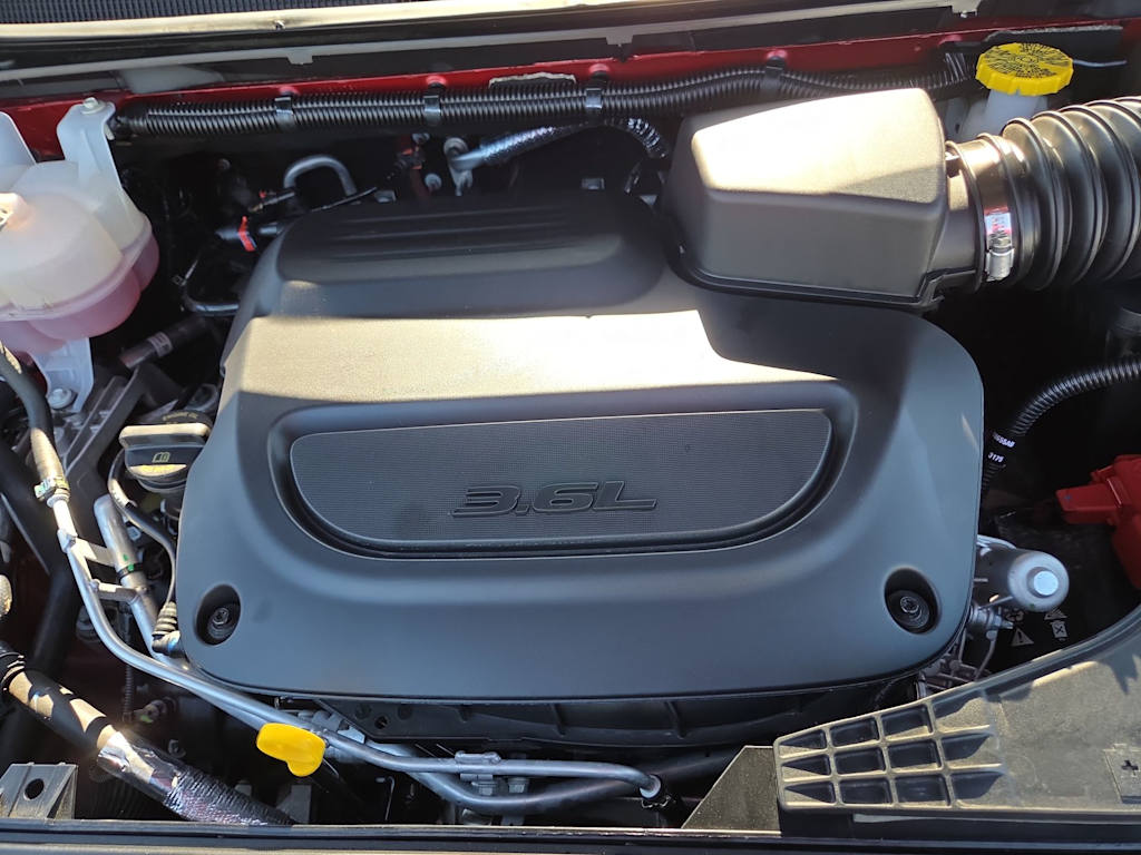 Thumbnail: 2026 Chrysler Pacifica - 8