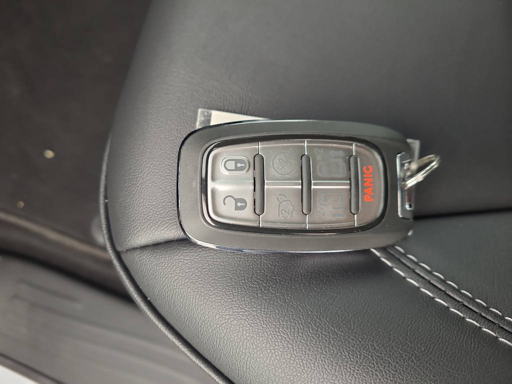 Thumbnail: 2026 Chrysler Pacifica - 29